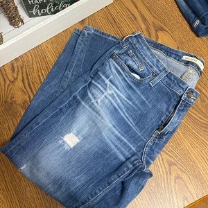Big Star - Maddie - Distressed Capri - size 28